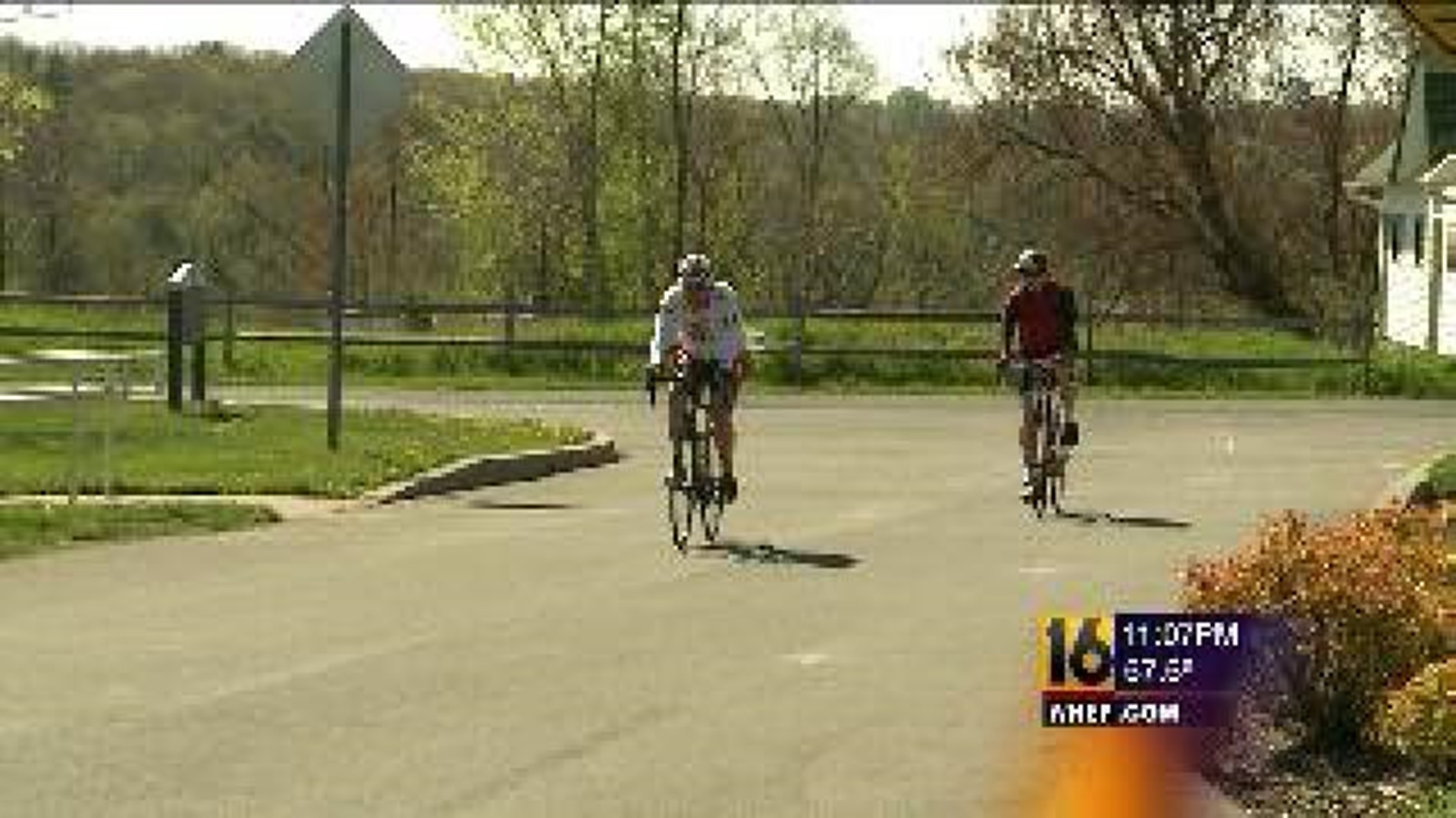 Cyclists Ride for Habitat for Humanity