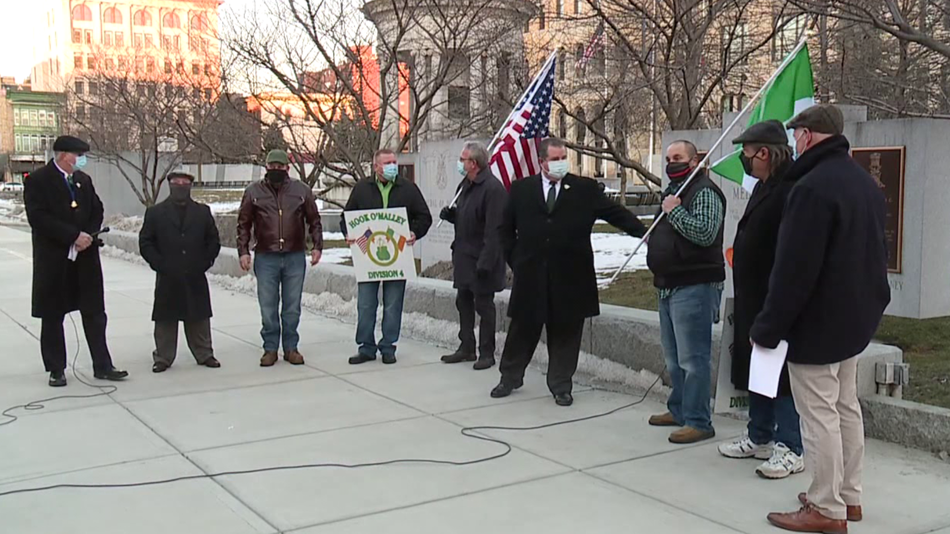 A wreath was presented at the memorials for two area Civil War veterans for their heroic actions.