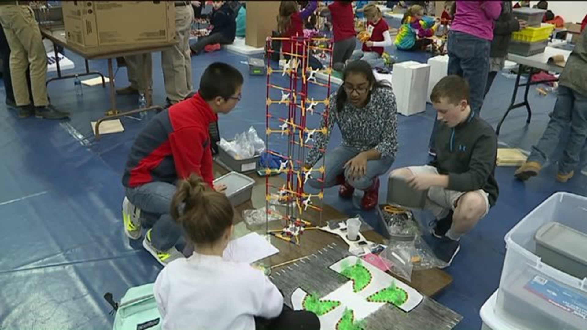 Hundreds of Students Compete in K'NEX Challenge
