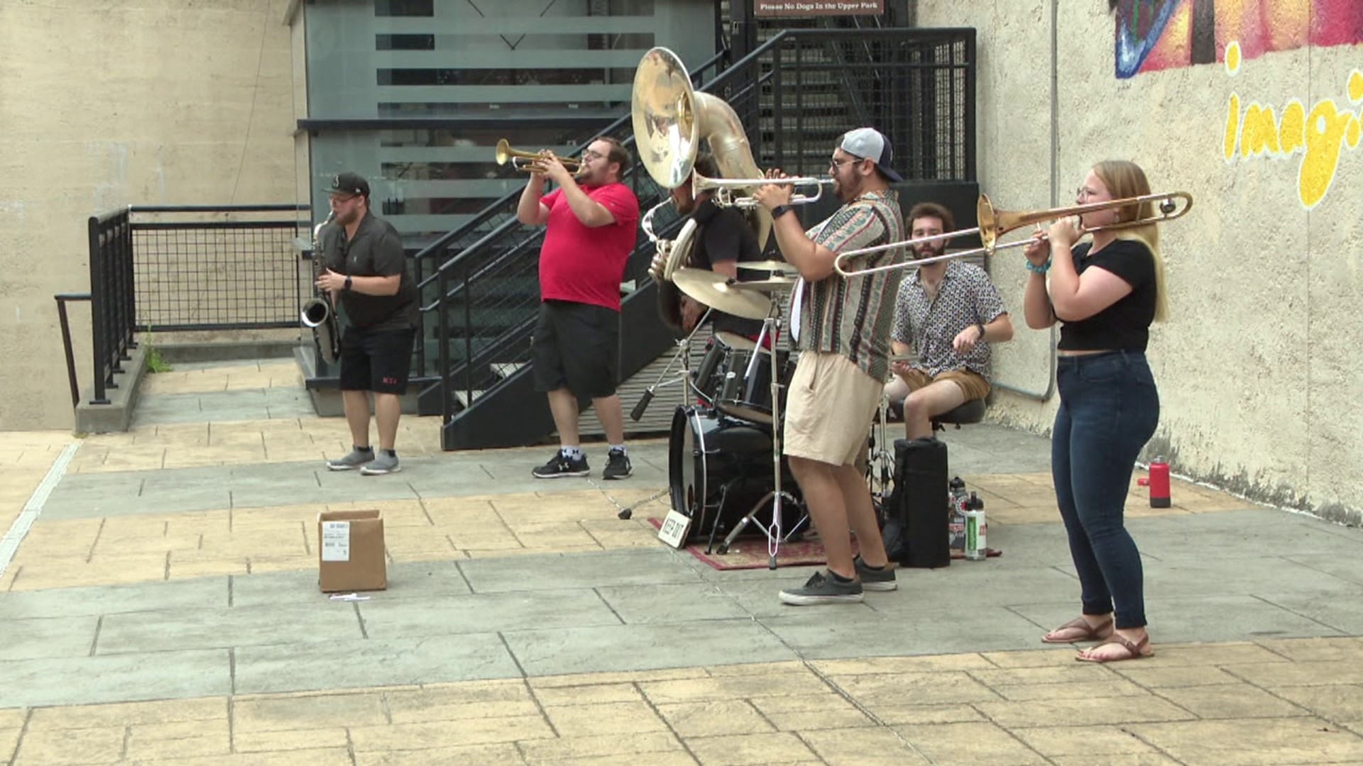 The sound of jazz music is filling the streets of Scranton this weekend, with Friday night's kick-off getting music lovers to explore the downtown.
