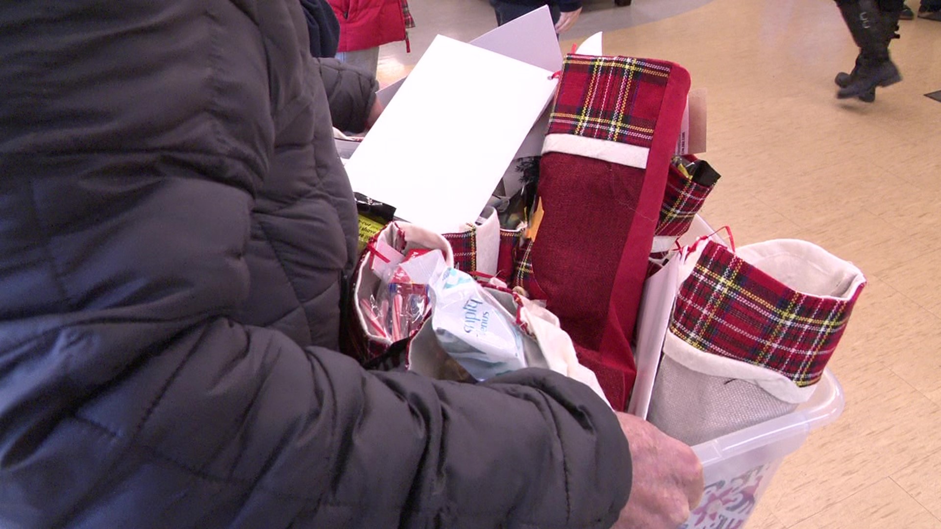 Newswatch 16's Melissa Steininger shows us how the simplest items can be the biggest blessing for homeless veterans.