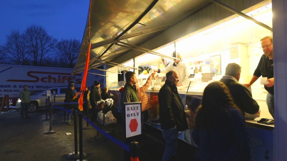 Rush hour at grocery store in Scranton as holiday nears | wnep.com