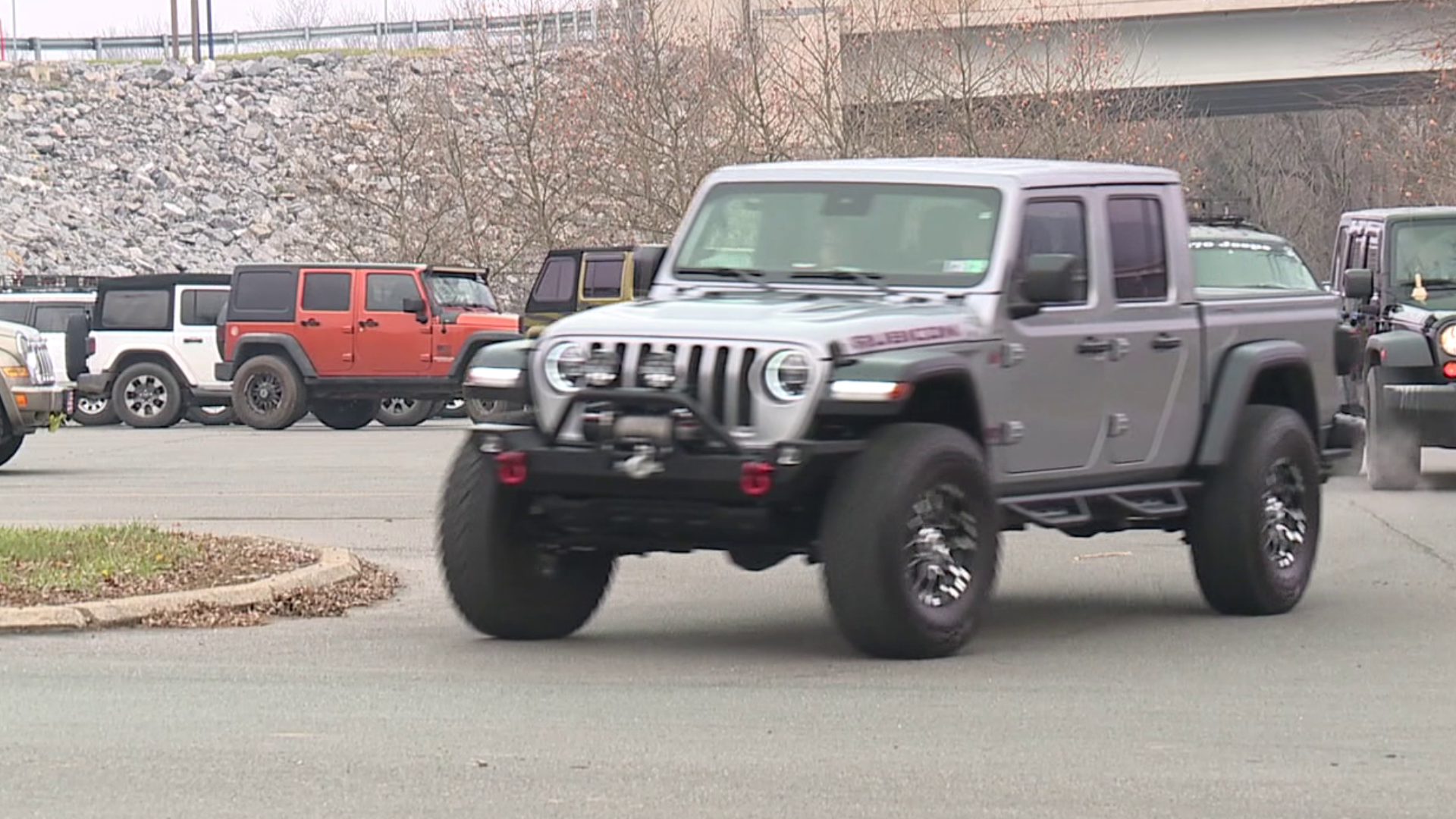 More than 30 Jeep owners came out to Susquehanna State Park to benefit Toys for Tots.