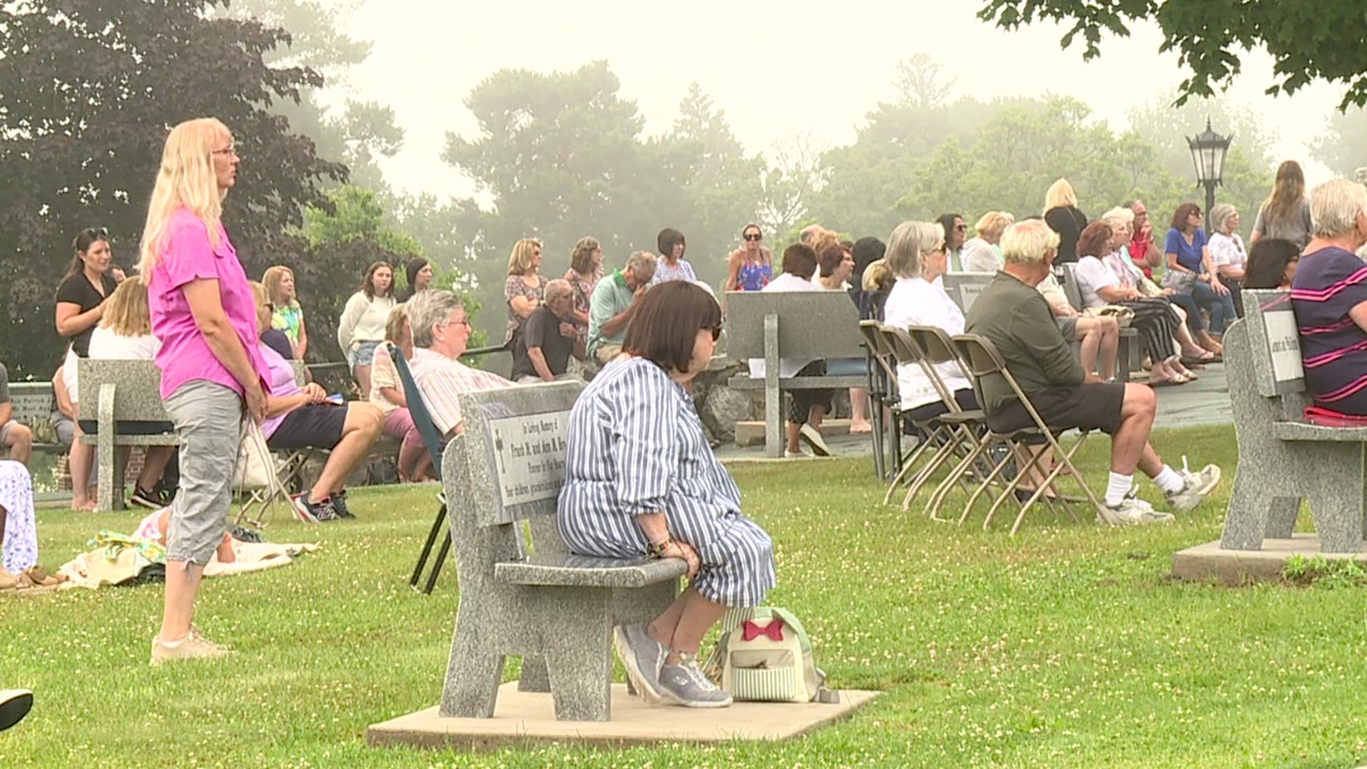 With song and prayer, the annual solemn novena in honor of Saint Ann got underway on Monday morning.