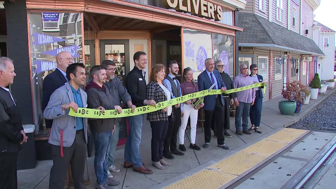 Shamokin business holds grand re-opening after damage from fire | wnep.com