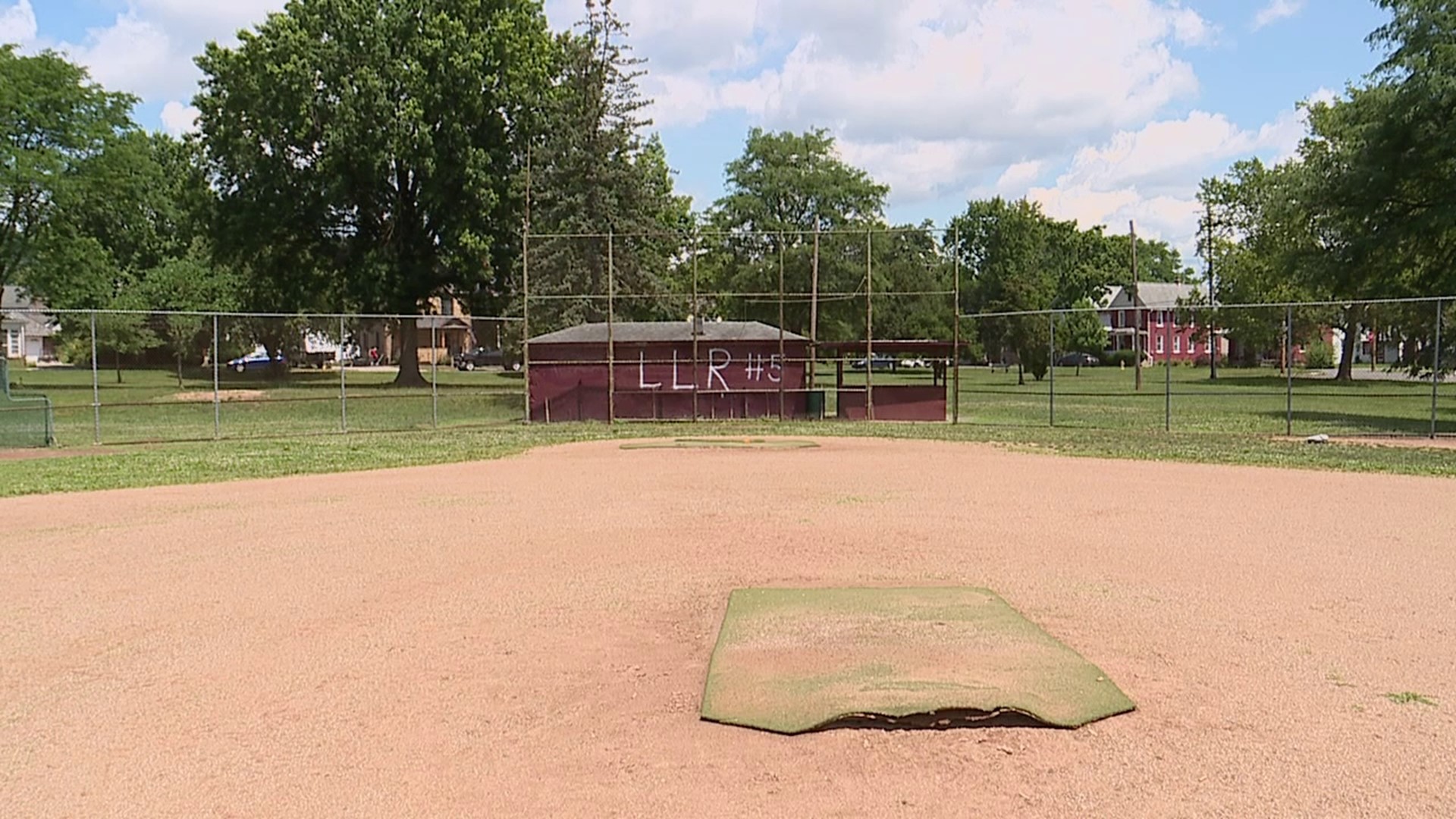 Williamsport's city council approved a proposal for Lycoming College to lease the senior baseball field in the city's Brandon Park for the next quarter of a century.