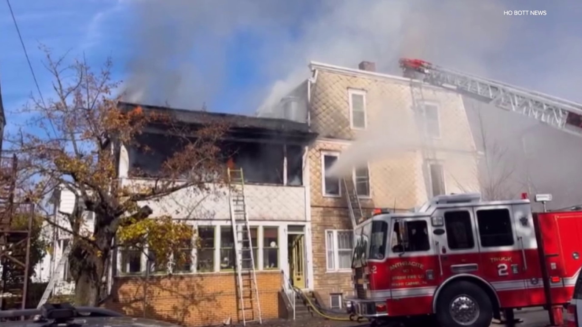 Fire damages home in Mount Carmel