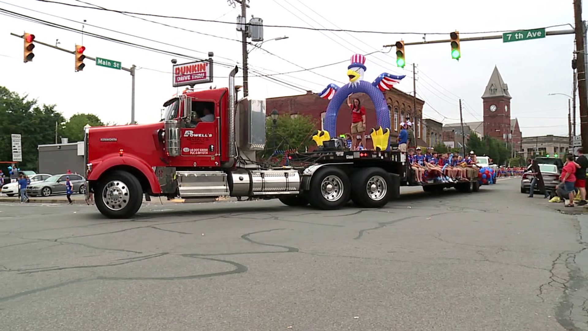 Folks came out to enjoy the last night of Pioneer Nights in Carbondale on Saturday.