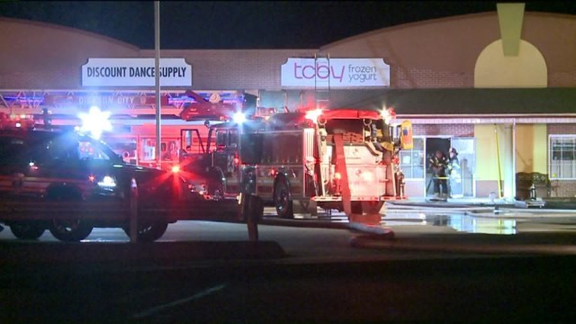 Early Morning Fire at TCBY in Dickson City | wnep.com