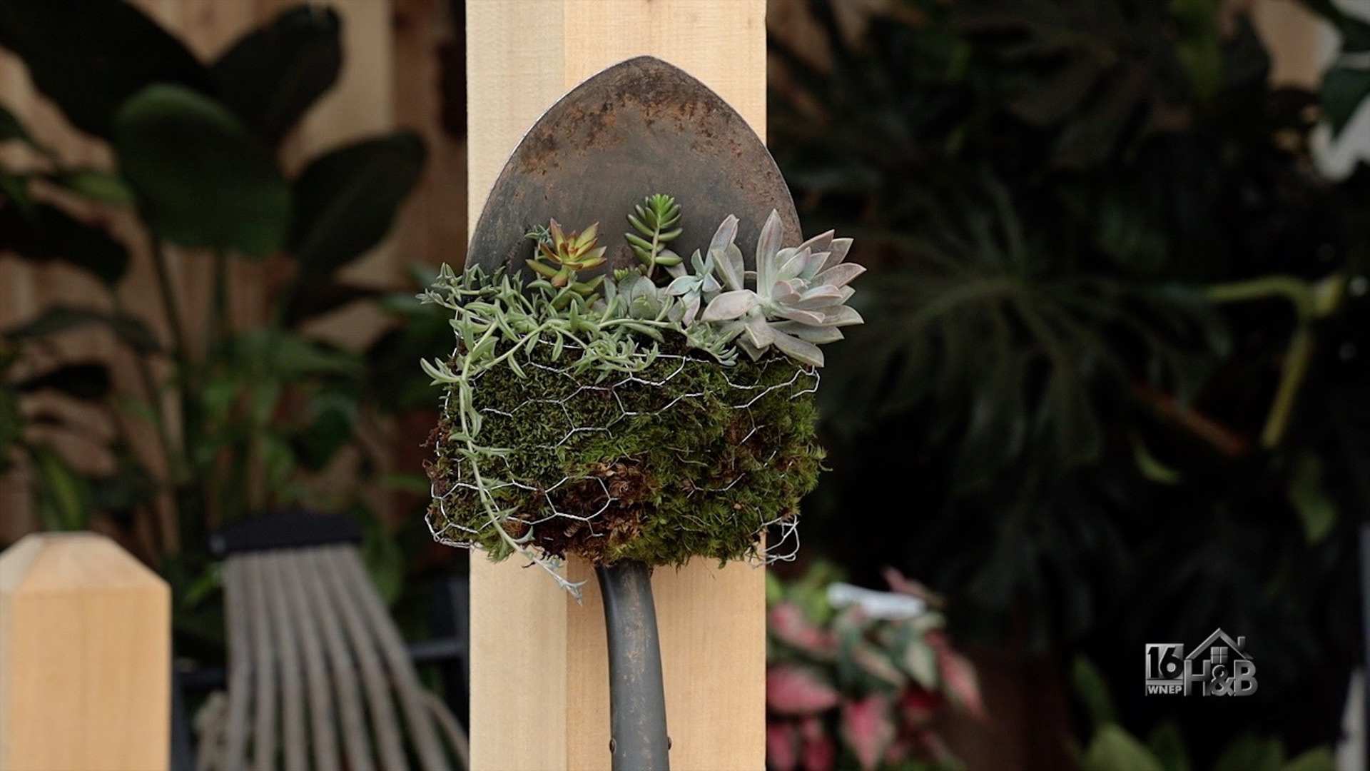 Make This Shovel Planter DIY Gift For Father's Day!