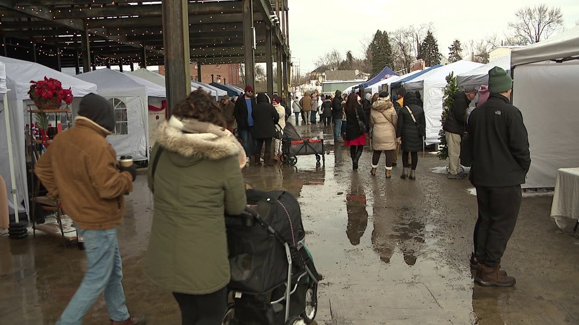 Families enjoy holiday market in Scranton