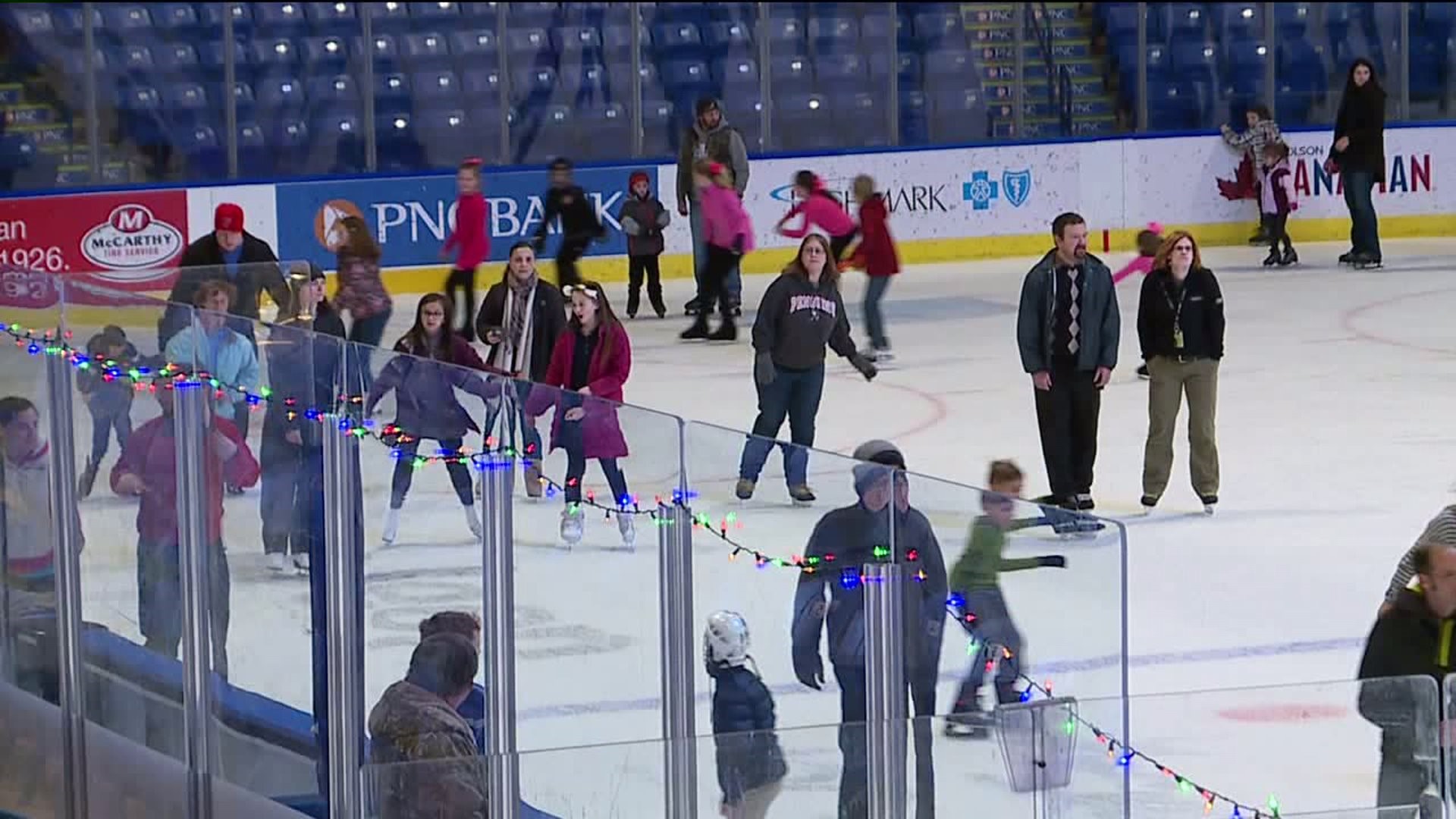 14th Annual Free Skate Held to Benefit Toys For Tots