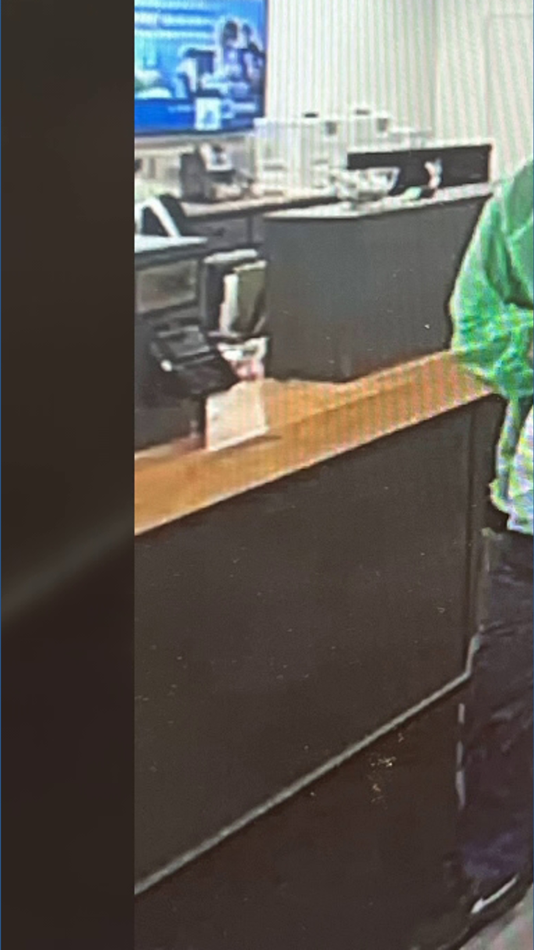 Search for alleged bank robbery suspect in Carbondale | wnep.com