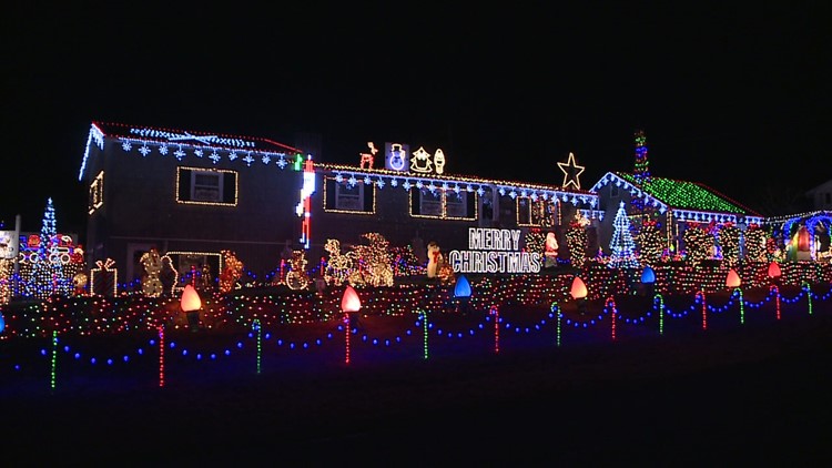 100,000 Christmas lights shine in Schuylkill County