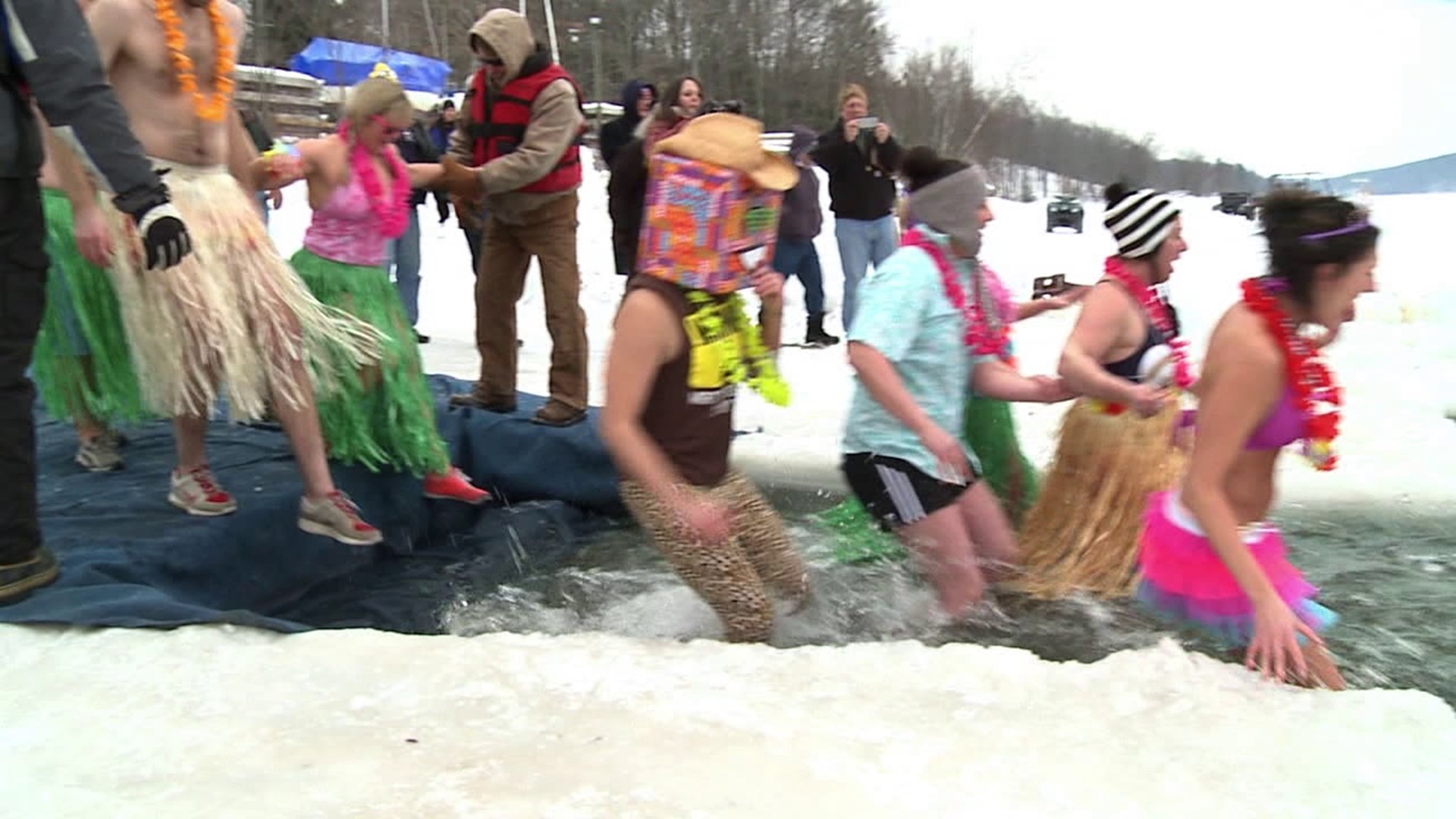 Some brave souls will take a frosty plunge into Lake Wallenpaupack this holiday weekend. Newswatch 16's Emily Kress explains how you could be one of them.