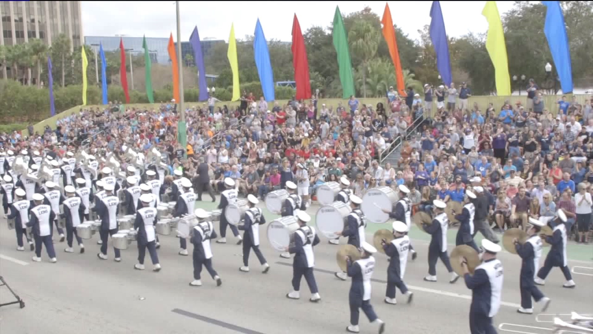 Penn State Takes Part in Citrus Parade