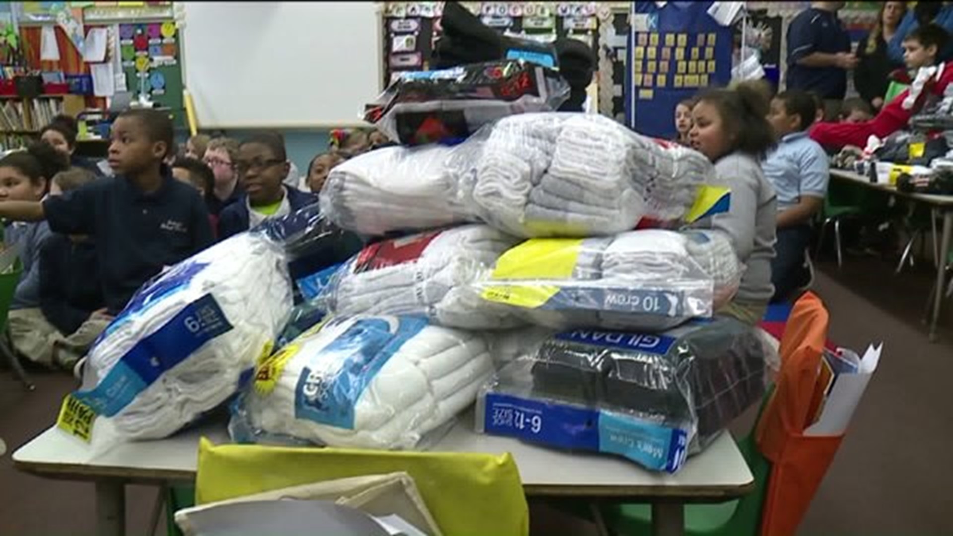 Students Collect 1,000 Pairs of Socks for Homeless