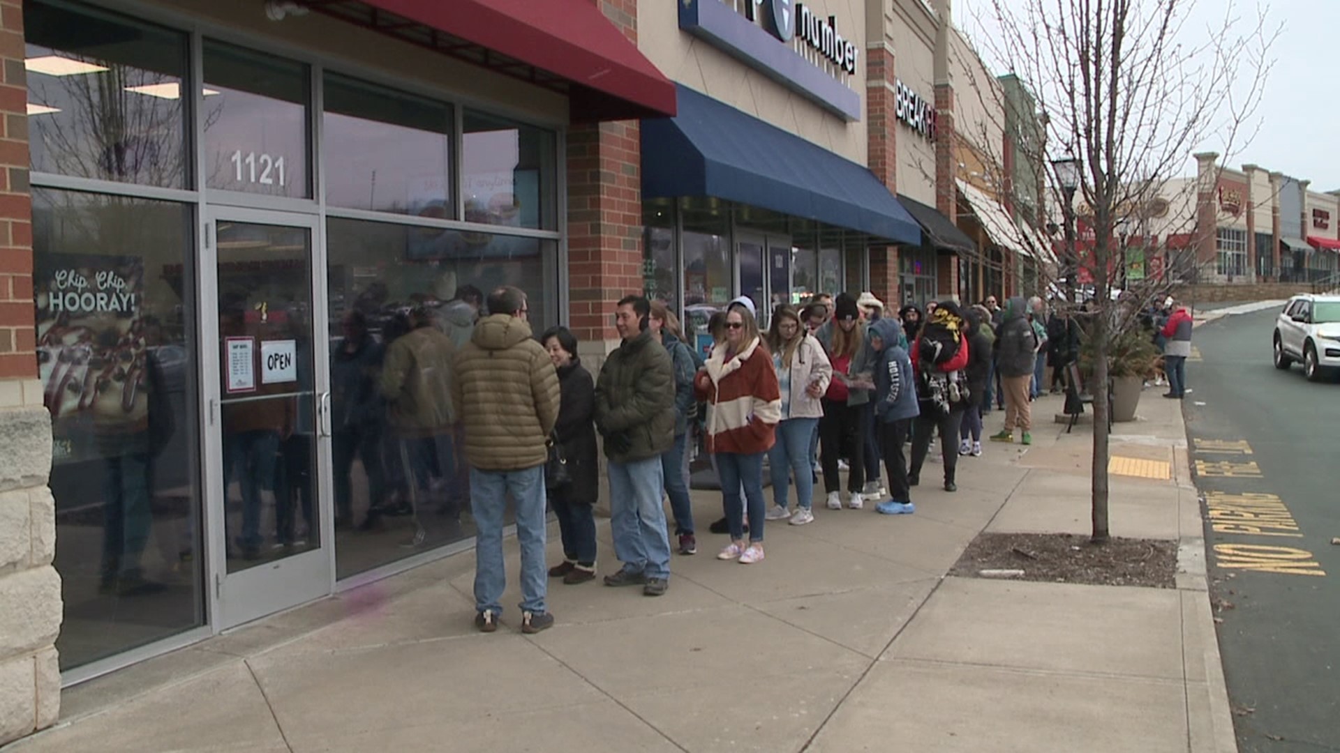 The donut shop opened Saturday morning with more than enough freshly made treats to go around.