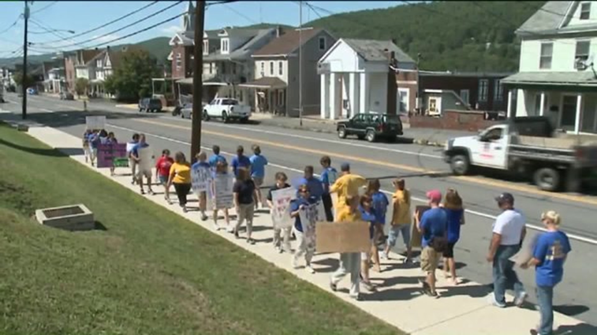 Back to Class with No Contract for Line Mountain School District