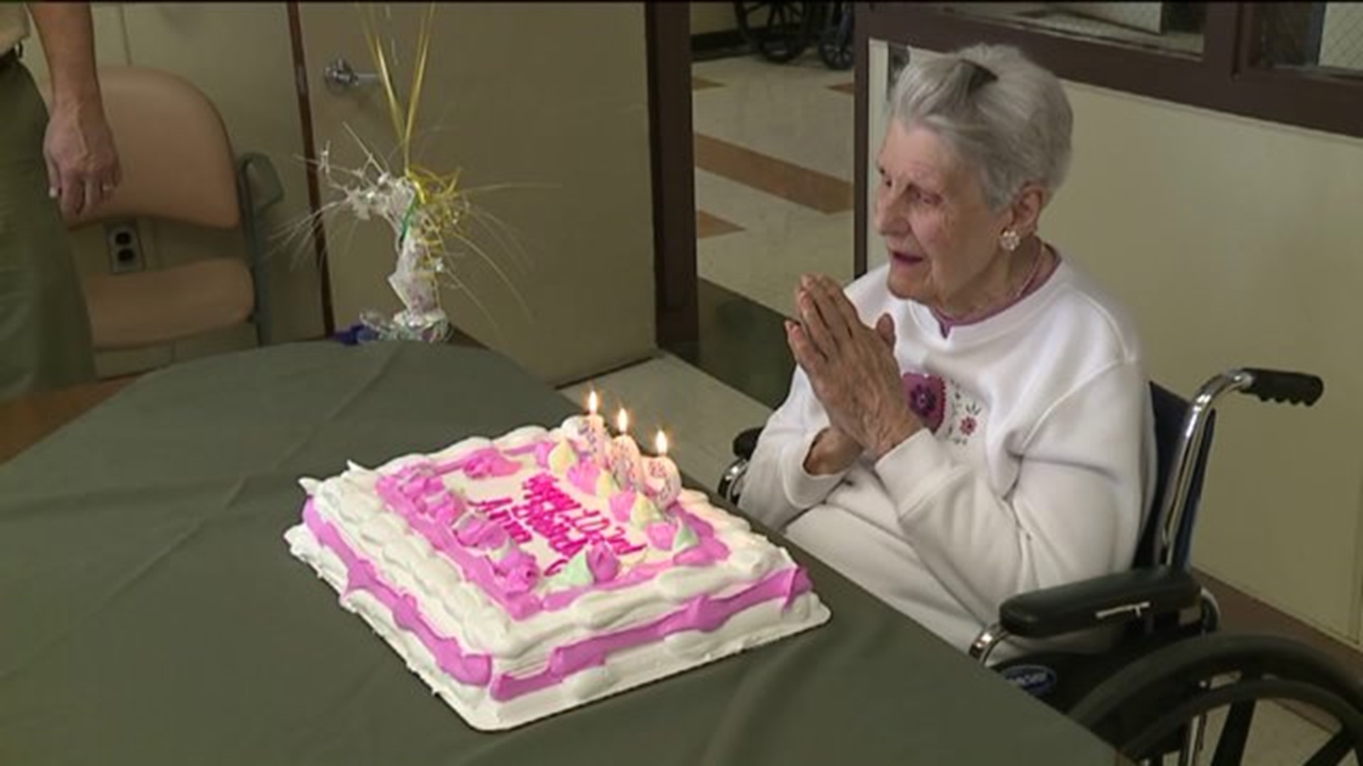 Celebrating Woman`s 102nd Birthday in Lackawanna County