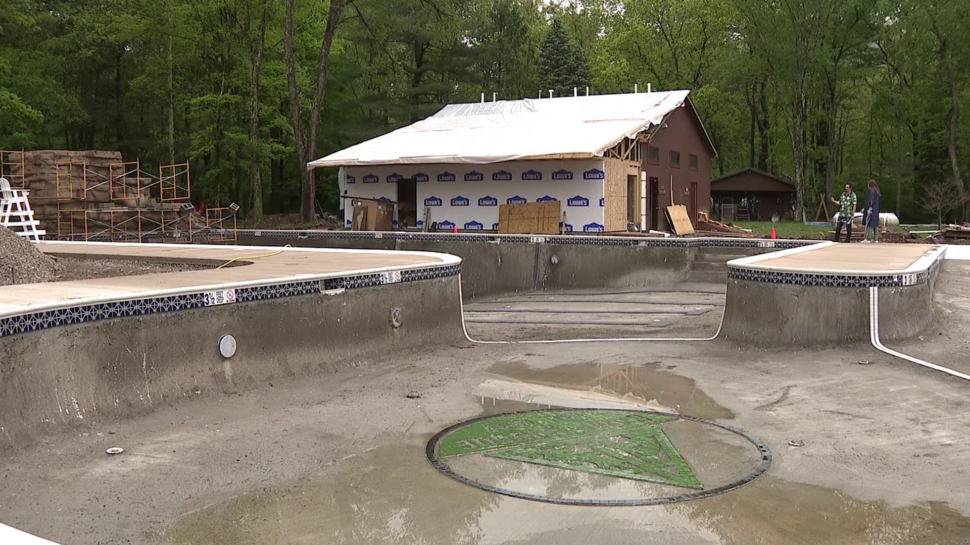Newswatch 16's Mackenzie Aucker stopped by to see how the project is coming along. 