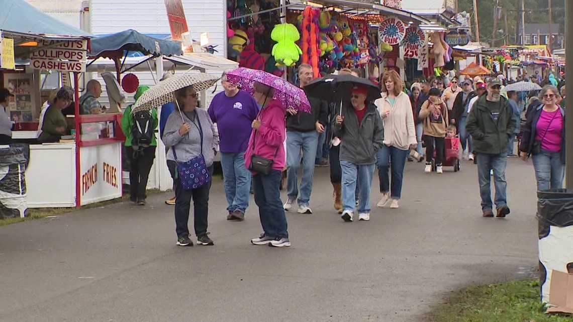 Rainy start to the Bloomsburg Fair