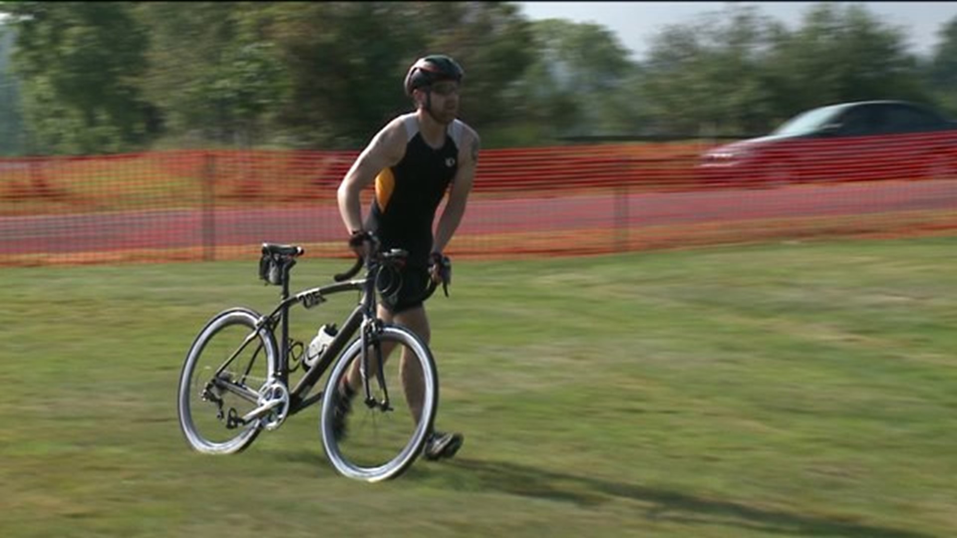 Over 400 Athletes Take Part in Annual Triathlon