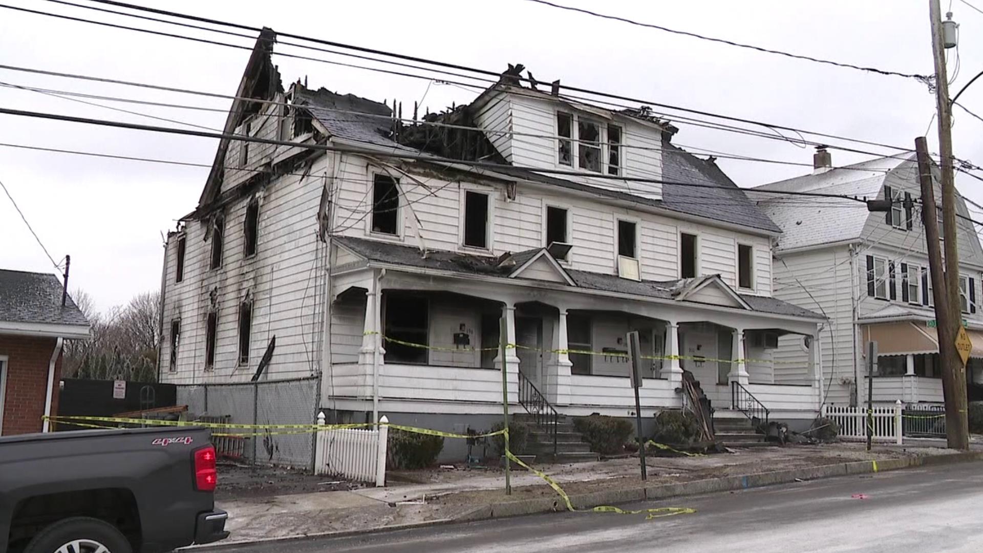 Tenants picking up the pieces after fire in Wilkes-Barre | wnep.com