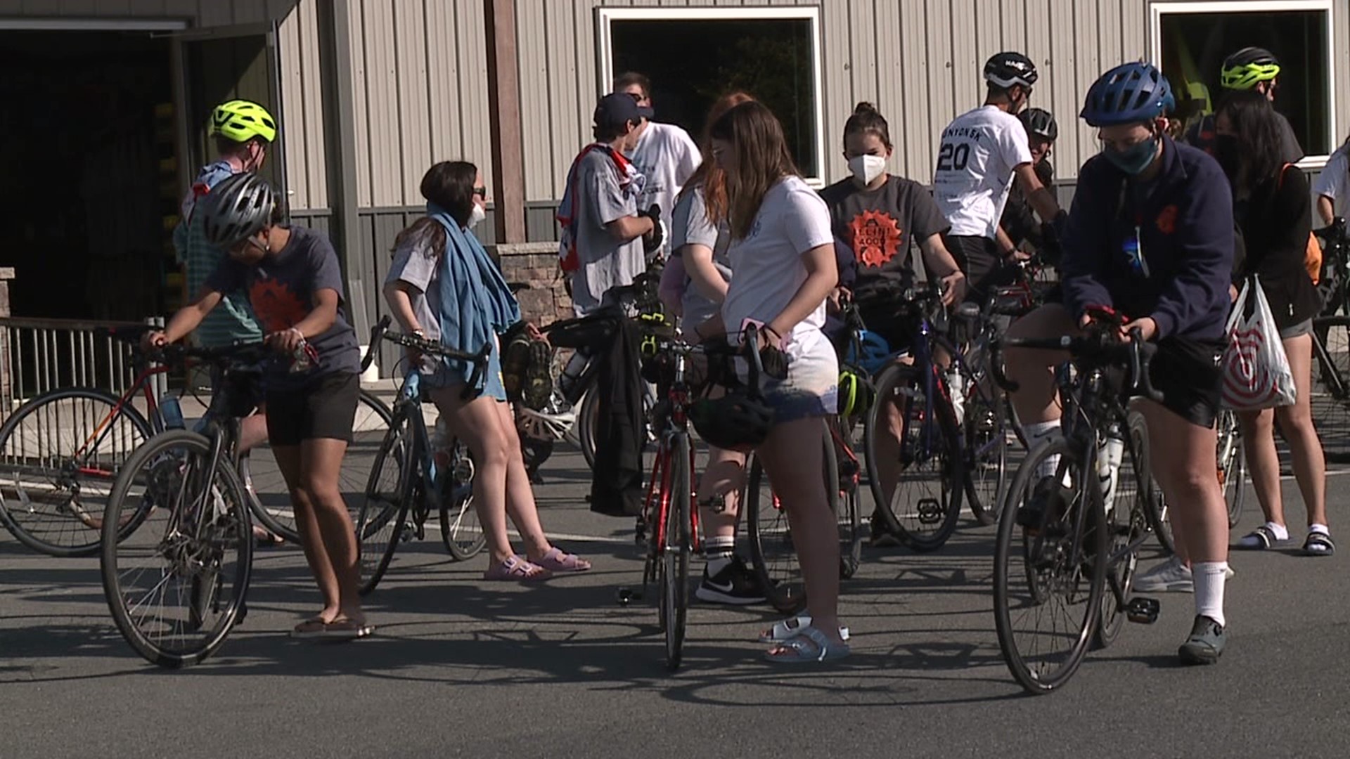 The bicycling team, known as the Illini 4000, raises money for cancer research.