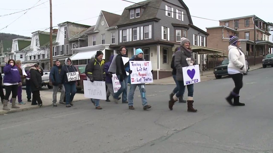 Millville Area Teachers go on Strike