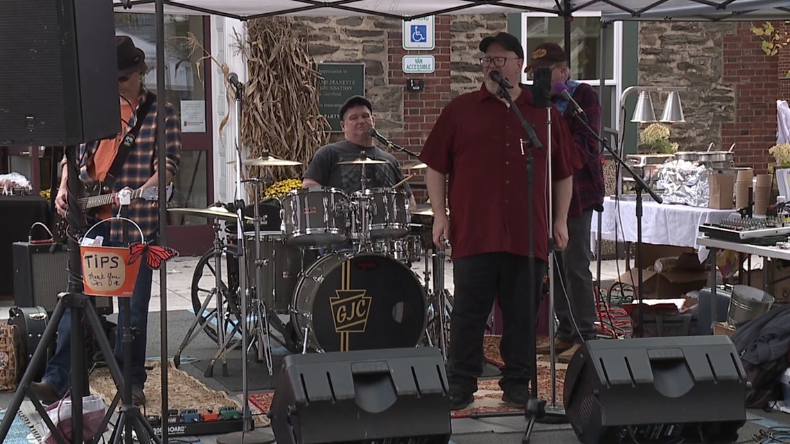 Fall fun at festival in Carbondale - Vimarsana News