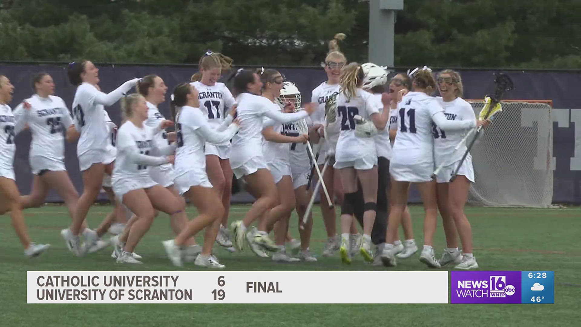 The Lady Royals piled on the points in the second half, with Erin Reich earning her 200th career goal in the 16-9 victory over Catholic.