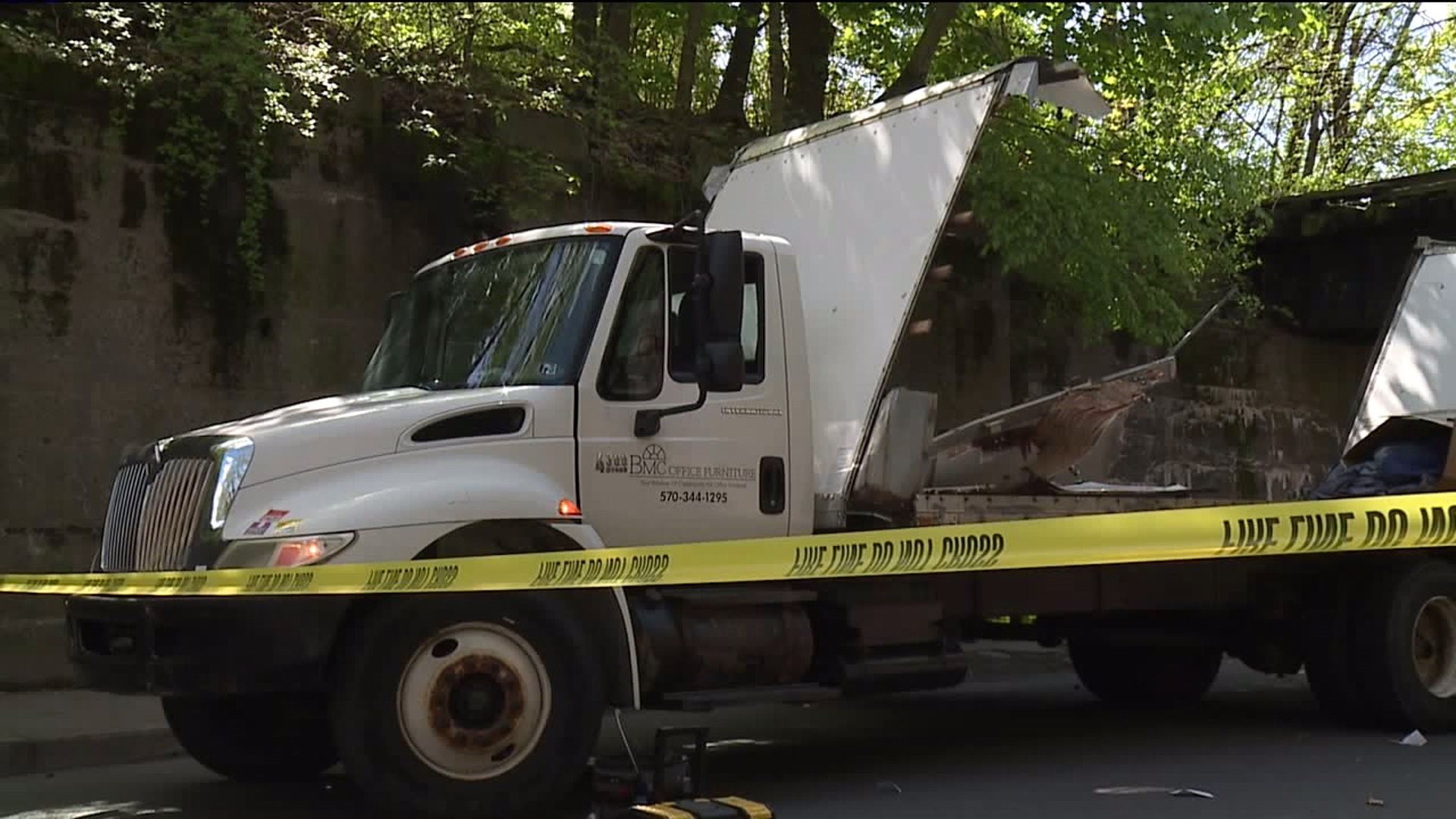 Road Closed in Scranton after Truck Crash