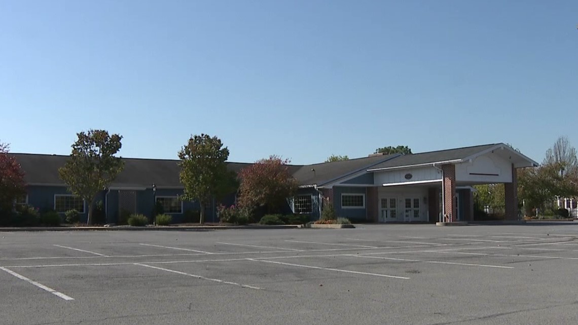 Former Country Cupboard restaurant coming down | wnep.com