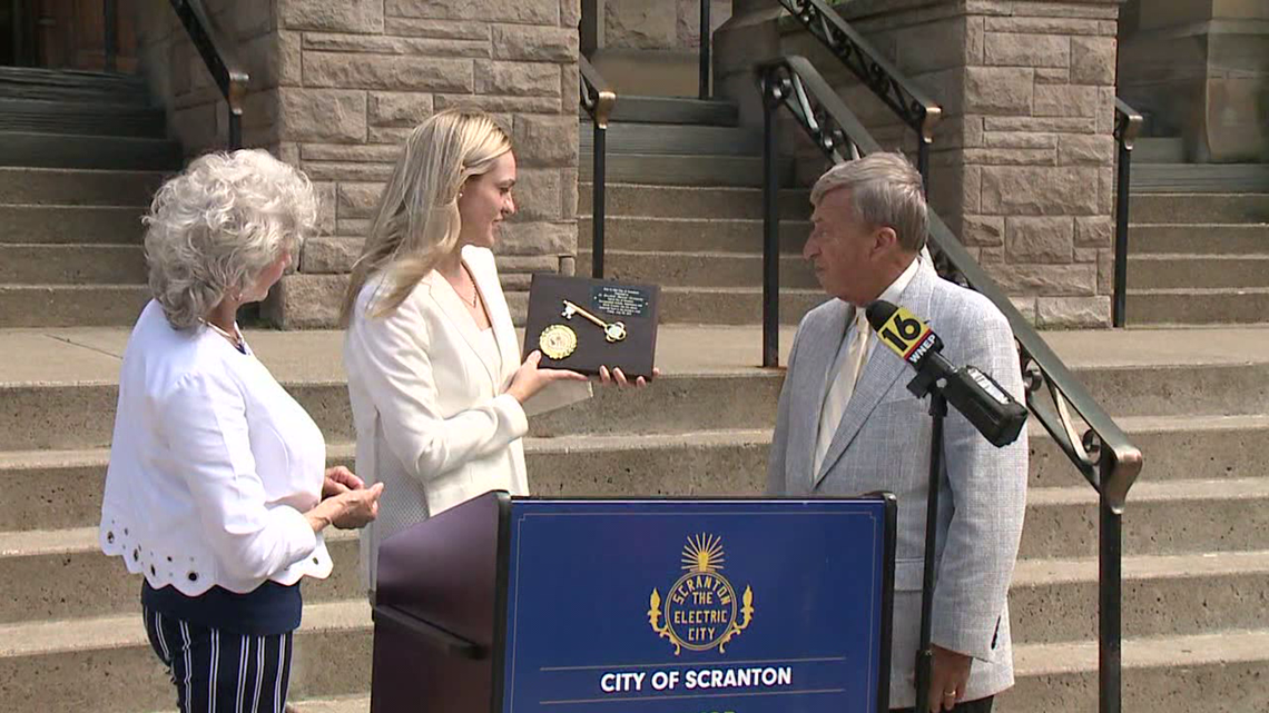 Scranton native given key to the city