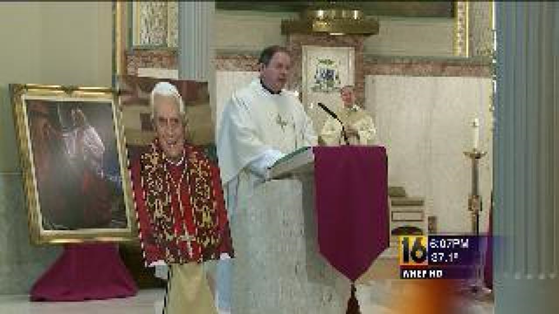 Mass At Cathedral For Pope Benedict
