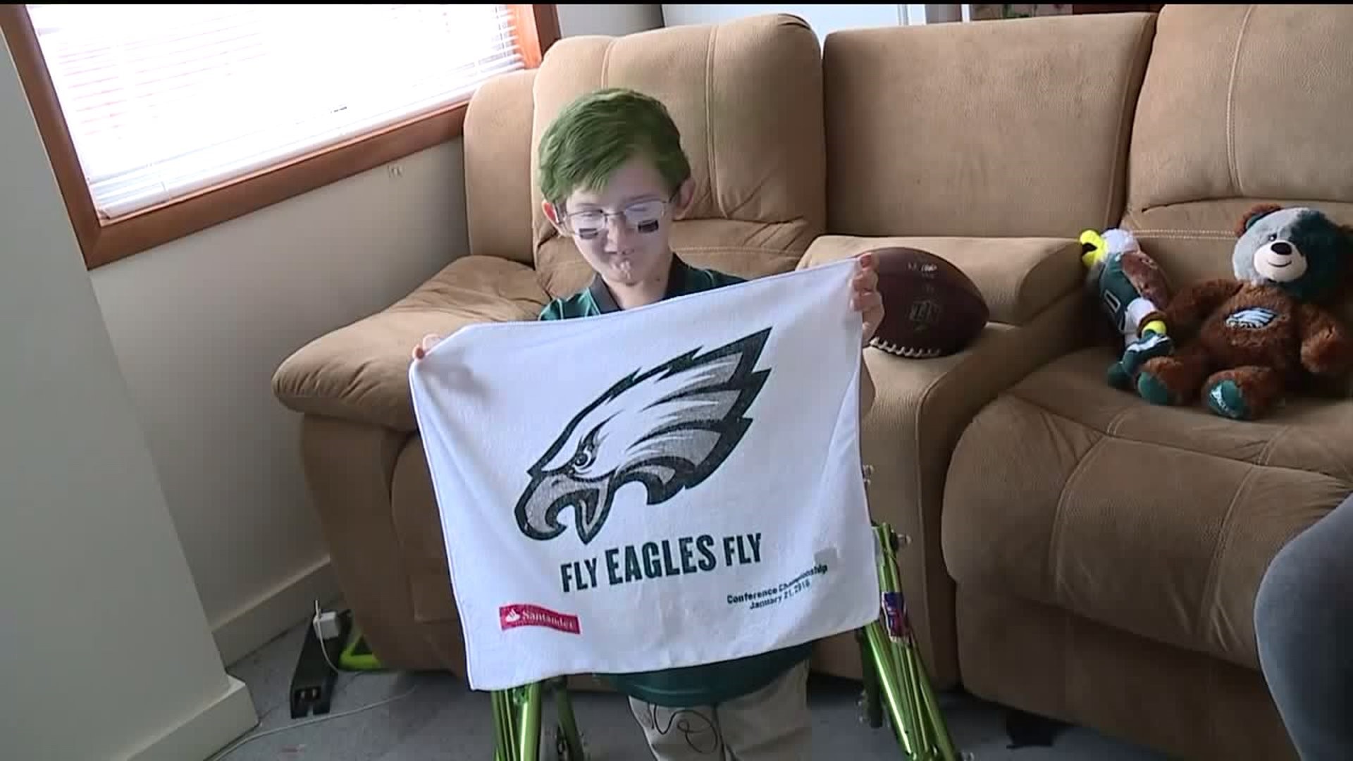 Biggest Little Eagles Superfan Ready For Super Bowl