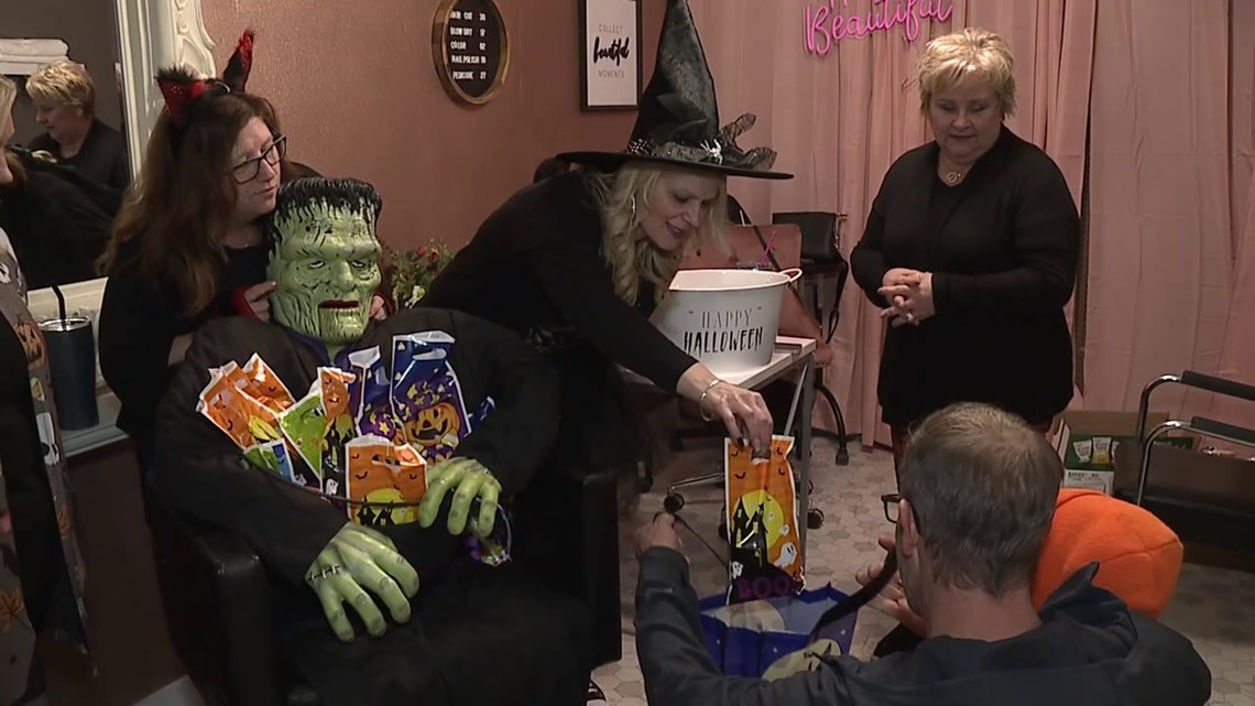 Halloween trunk or treat held in Kingston