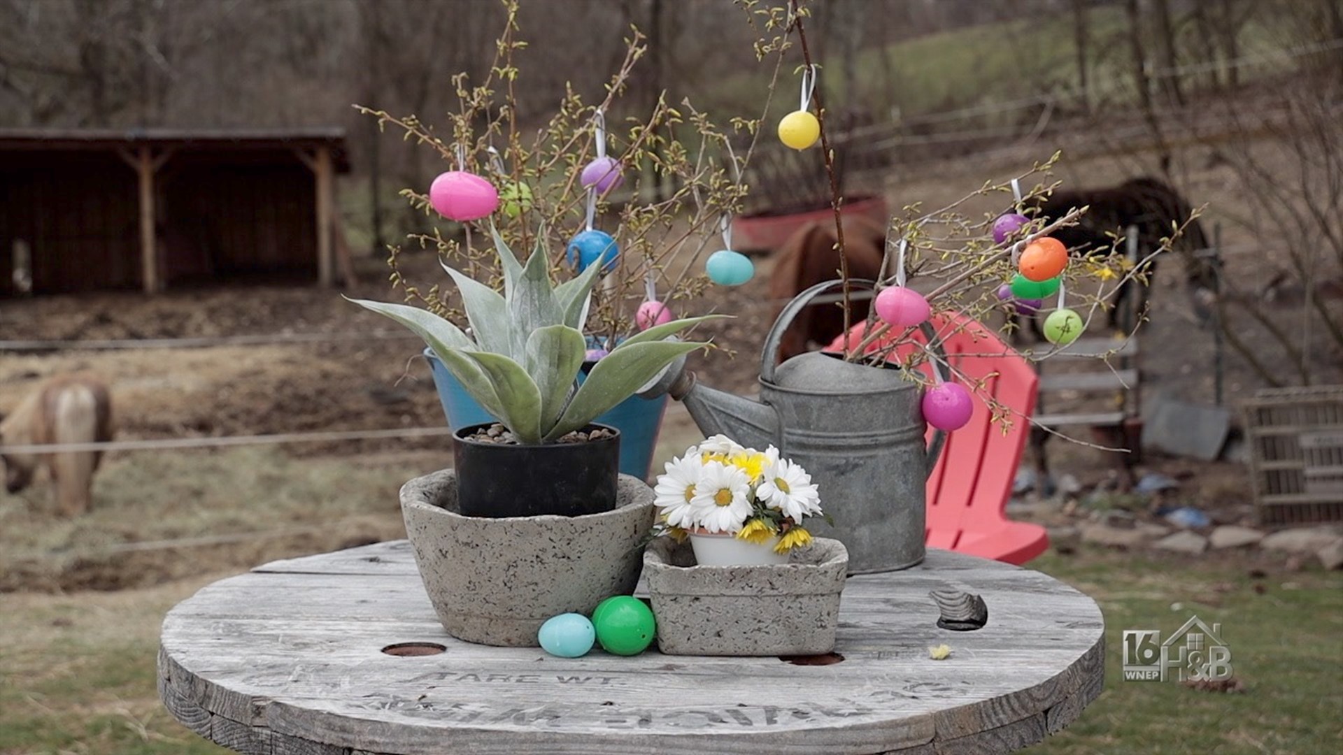 Make A Hypertufa Planter With Mickey's Crafts