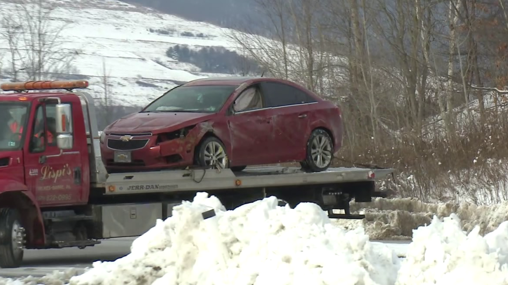 Crash ties up traffic in Lackawanna County | wnep.com