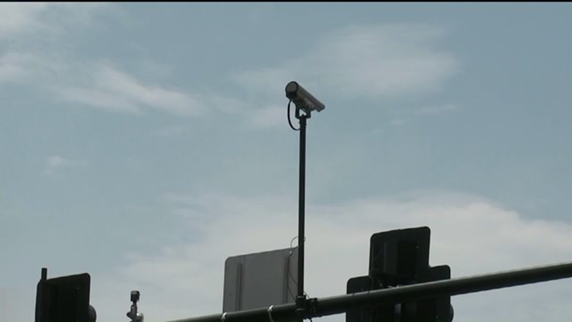 Traffic Cameras to Control Crime