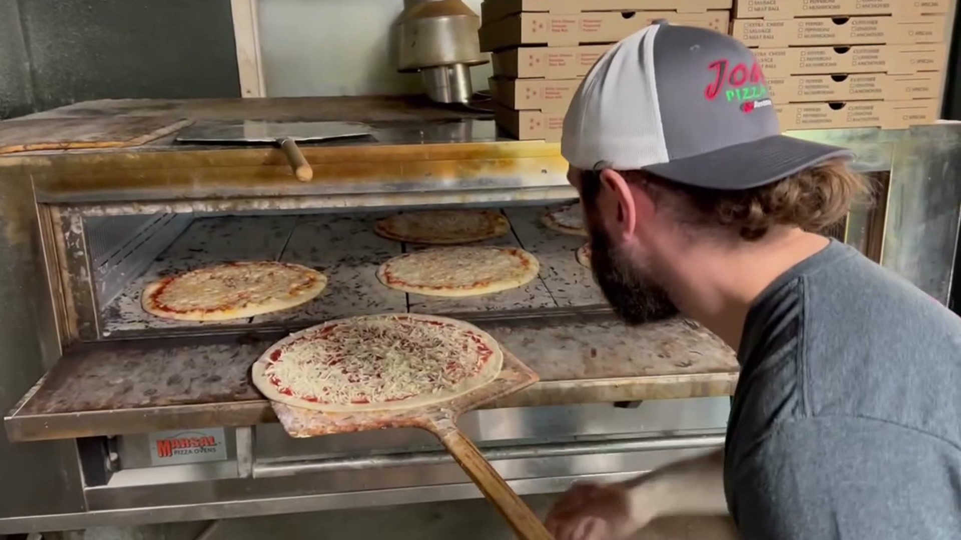 Leo's Pizzeria provided dozens of free pizzas for students at Stevens Primary School.