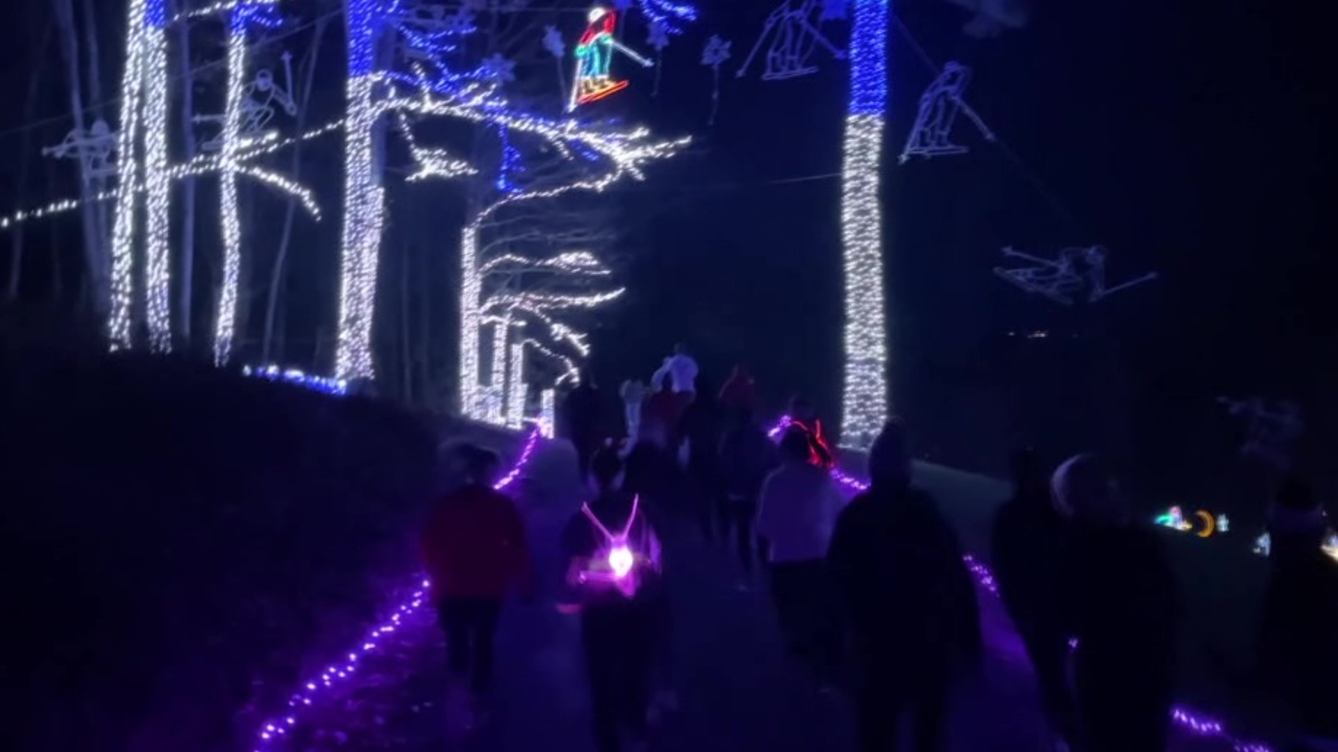 Hundreds gathered at Stone Hedge Golf Course to run a race through its Festival of Lights display.