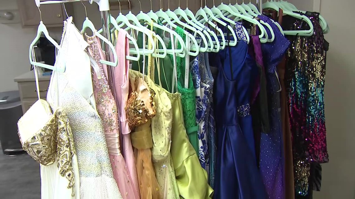 Prom dresses for teens in Monroe County | wnep.com