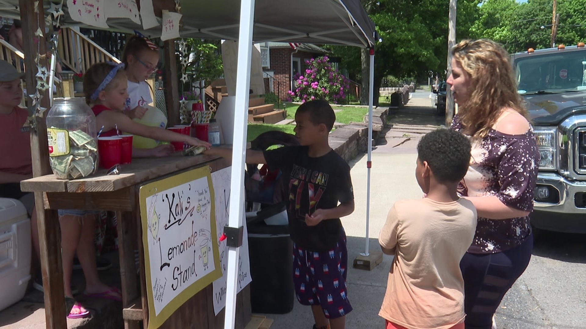 While folks in White Haven gathered to celebrate Memorial Day, some say they chose a specific street not only to watch the parade, but to get a cold cup of lemonade.