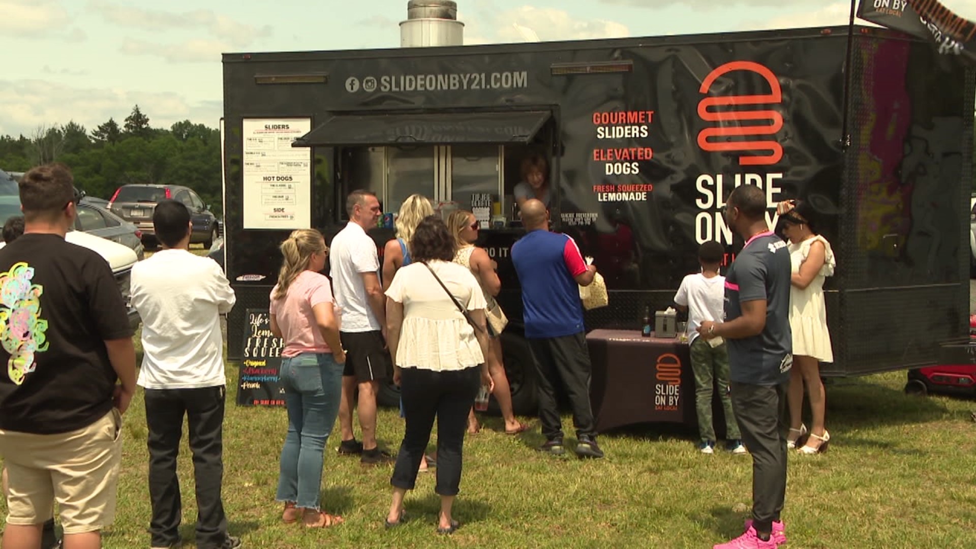 This was the third year for the Food Truck and Vendor Festival at Mountain View Vineyard.