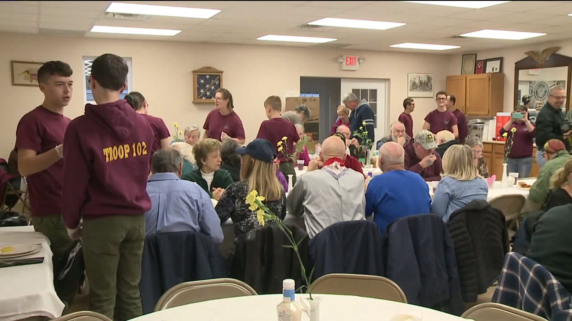 Boy Scout Puts on Free Dinner for Veterans