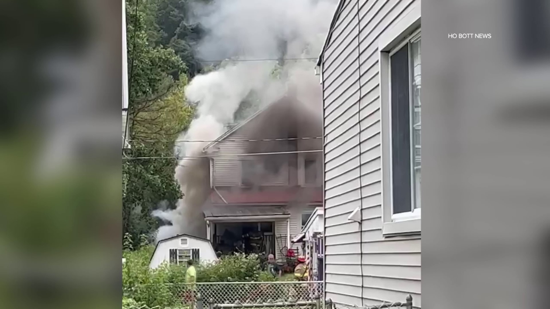 For Curtis Lahr, the thought of danger never crossed his mind as he and others rushed to help his neighbor who was trapped on the second story of her burning home.