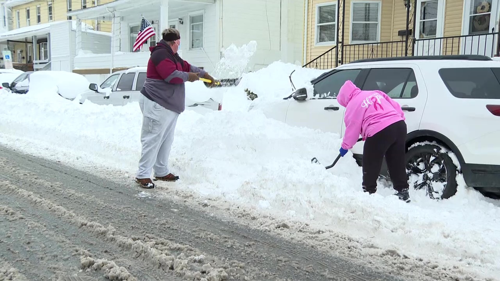 Folks who live on West Bertsch Street continue to dig themselves out.