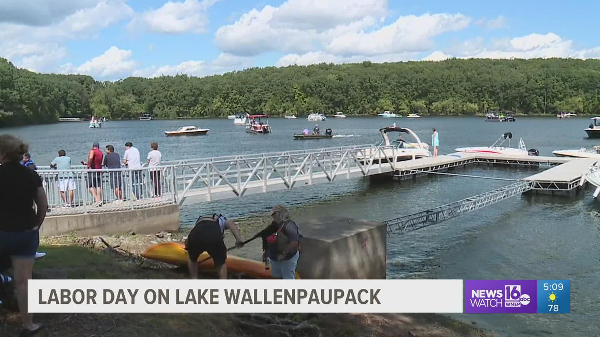 Newswatch 16's Courtney Harrison shows us how many people were soaking up the sun, possibly for the last time this season, on Lake Wallenpaupack.